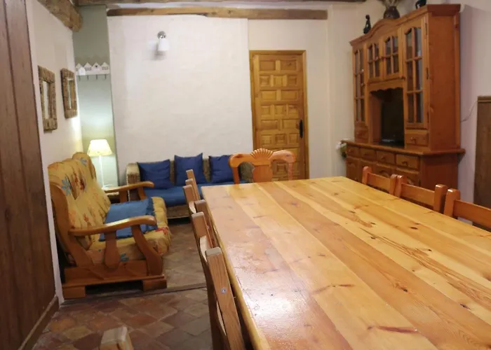 Tres Feriehus Ontinena